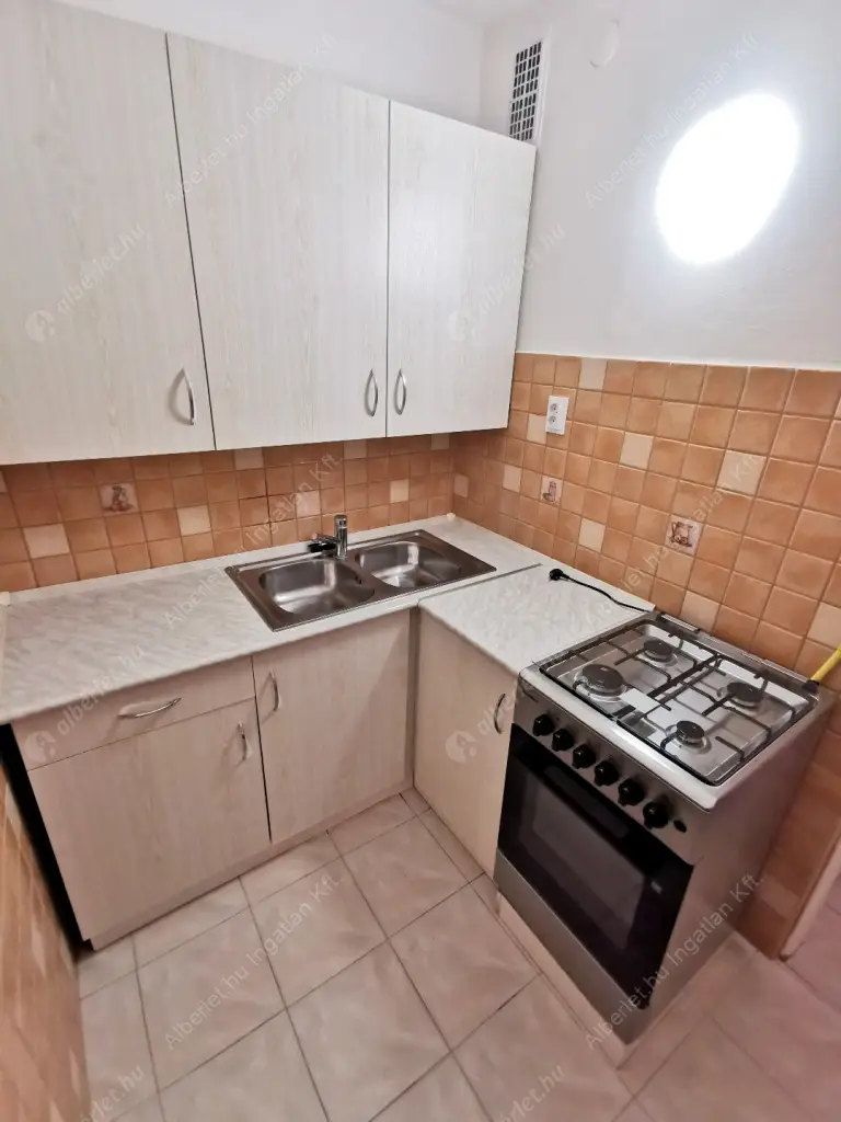 Kiadó albérlet 245000 Ft/hó áron: Budapest, XI. kerület  Menyecske utca. Mérete: 55 nm, 2 szobás | Alberlet.hu - 6557237