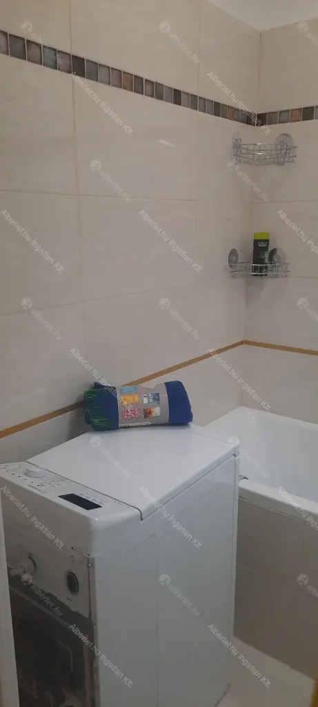 Kiadó albérlet 270000 Ft/hó áron: Budapest, XI. kerület  Menyecske utca. Mérete: 71 nm, 3 szobás | Alberlet.hu - 6665053