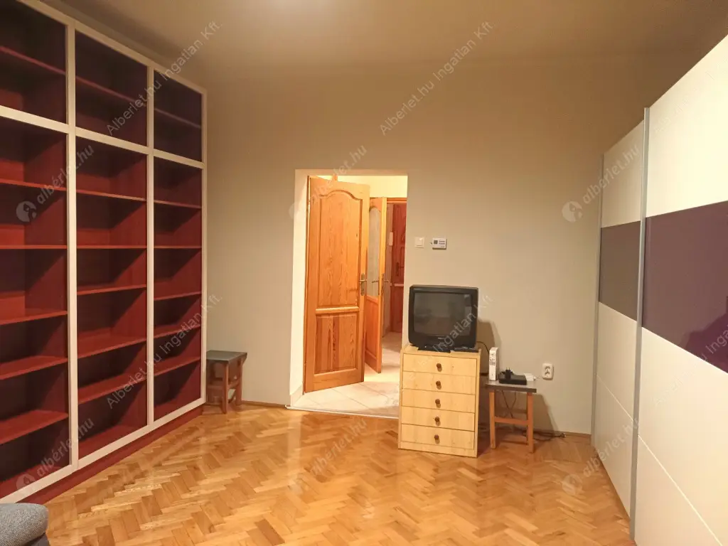 Kiadó albérlet 170000 Ft/hó áron: Budapest, XI. kerület  Mezőkövesd út. Mérete: 34 nm, 1 szobás | Alberlet.hu - 6629353