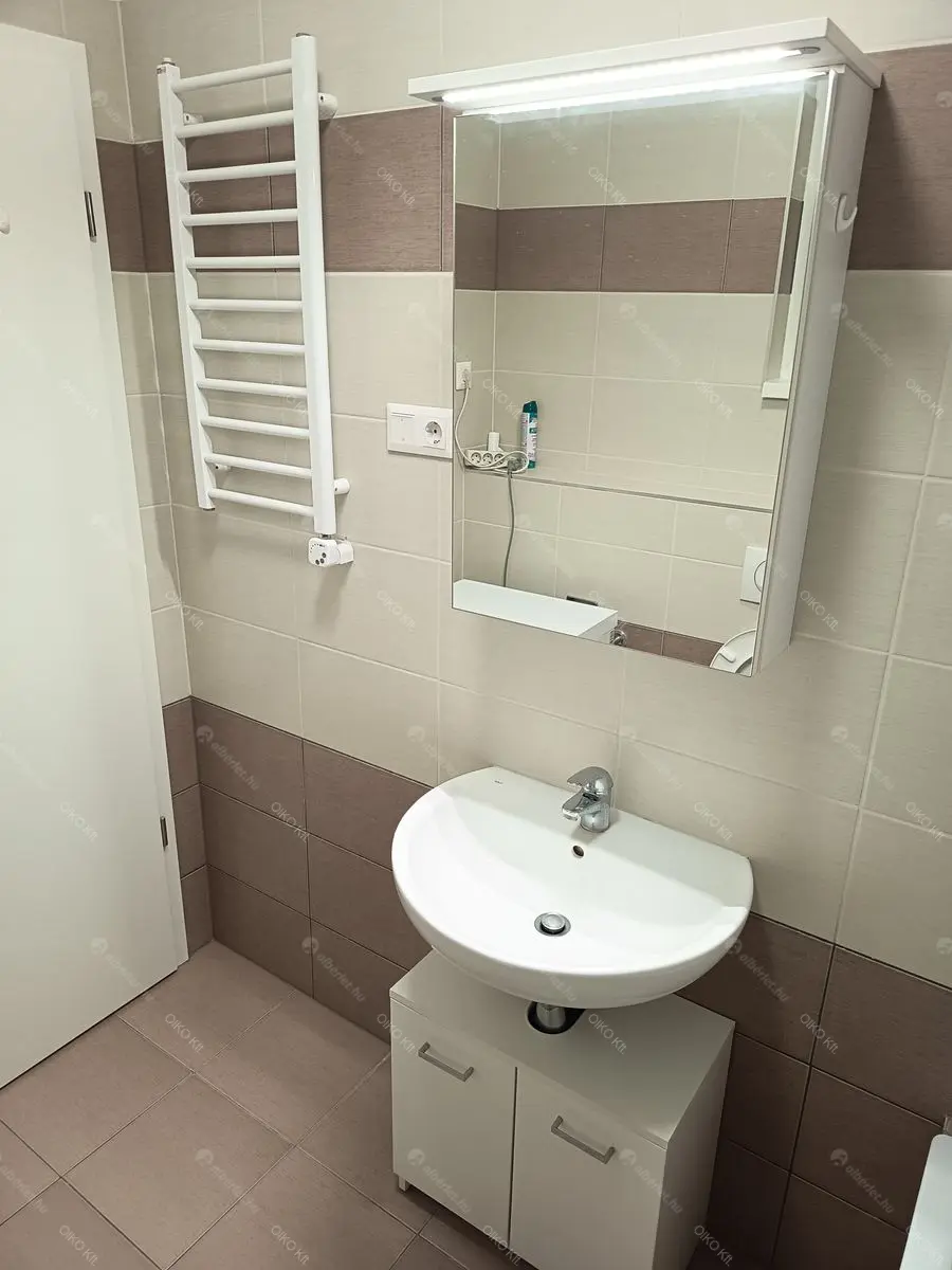 Kiadó albérlet 210000 Ft/hó áron: Budapest, XI. kerület  Mezőkövesd út. Mérete: 35 nm, 1 szobás | Alberlet.hu - 6643466