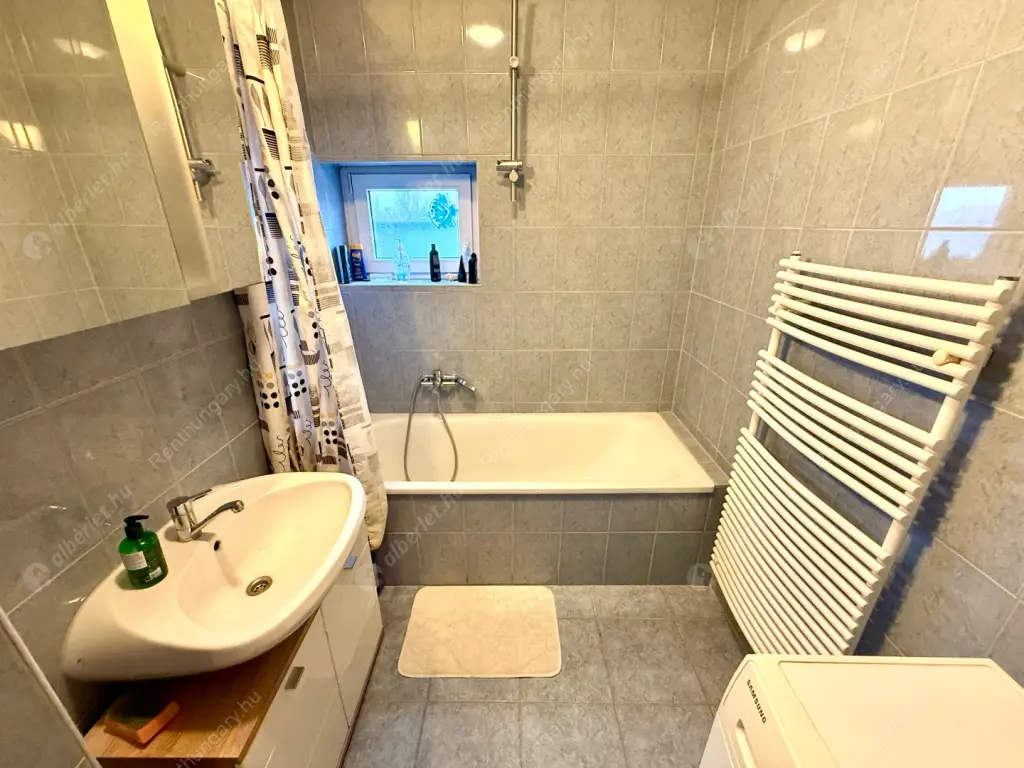 Kiadó albérlet 270000 Ft/hó áron: Budapest, XI. kerület  Nádorliget utca. Mérete: 54 nm, 2 szobás | Alberlet.hu - 6579949