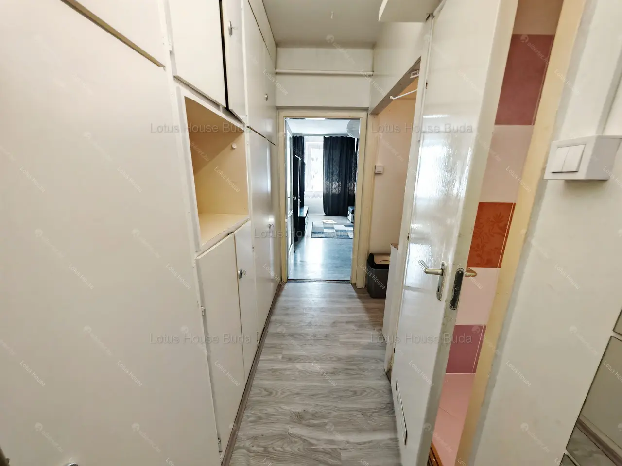 Kiadó albérlet 175000 Ft/hó áron: Budapest, XI. kerület  Nagyszeben tér. Mérete: 28 nm, 1 szobás | Alberlet.hu - 6788061