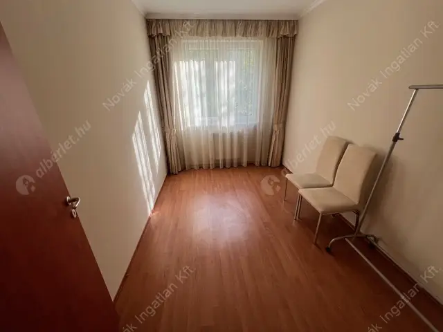 Kiadó albérlet 345000 Ft/hó áron: Budapest, XI. kerület  Nagyszeben út. Mérete: 60 nm, 3 szobás | Alberlet.hu - 6478942