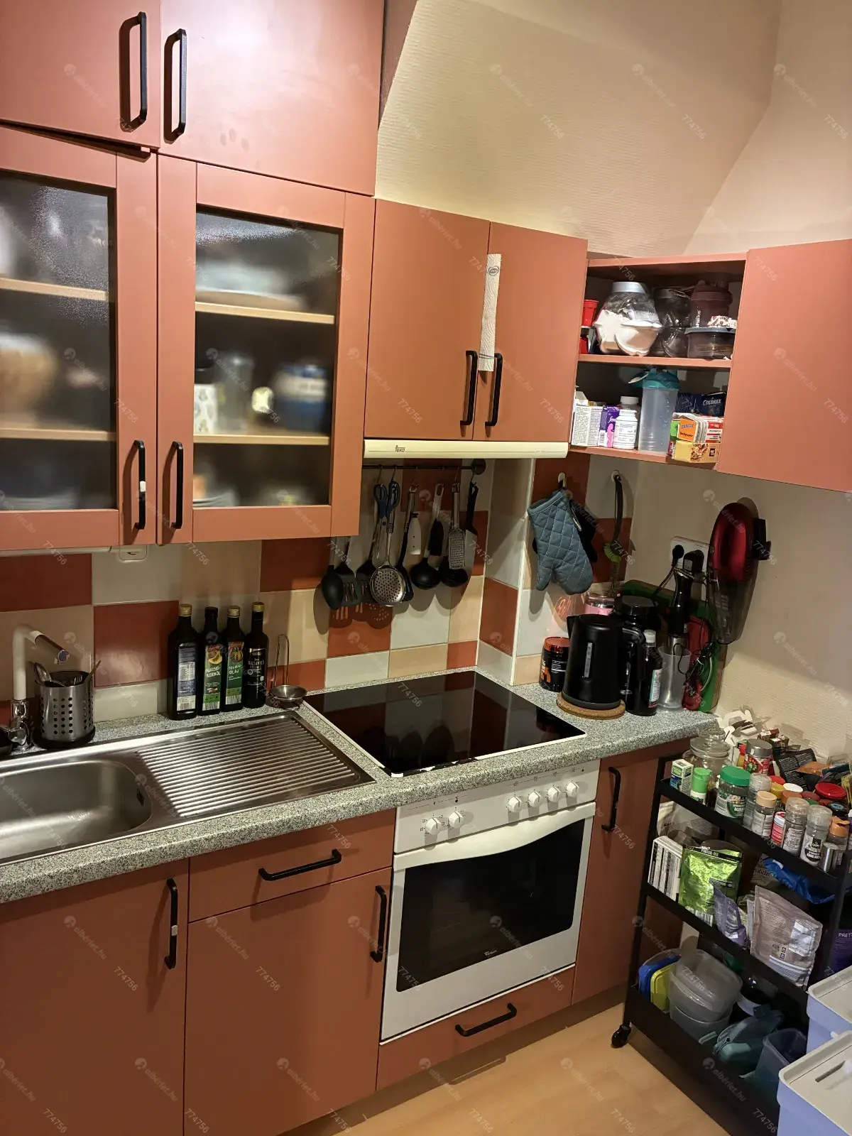 Kiadó albérlet 250000 Ft/hó áron: Budapest, XI. kerület  Naprózsa utca. Mérete: 31 nm, 1 szobás | Alberlet.hu - 6655312