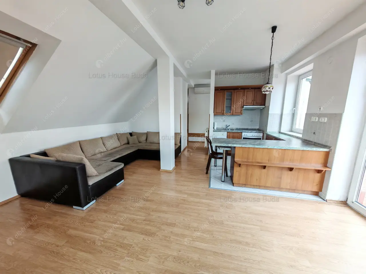 Kiadó albérlet 380000 Ft/hó áron: Budapest, XI. kerület  Naprózsa utca. Mérete: 65 nm, 2 szobás | Alberlet.hu - 6592223