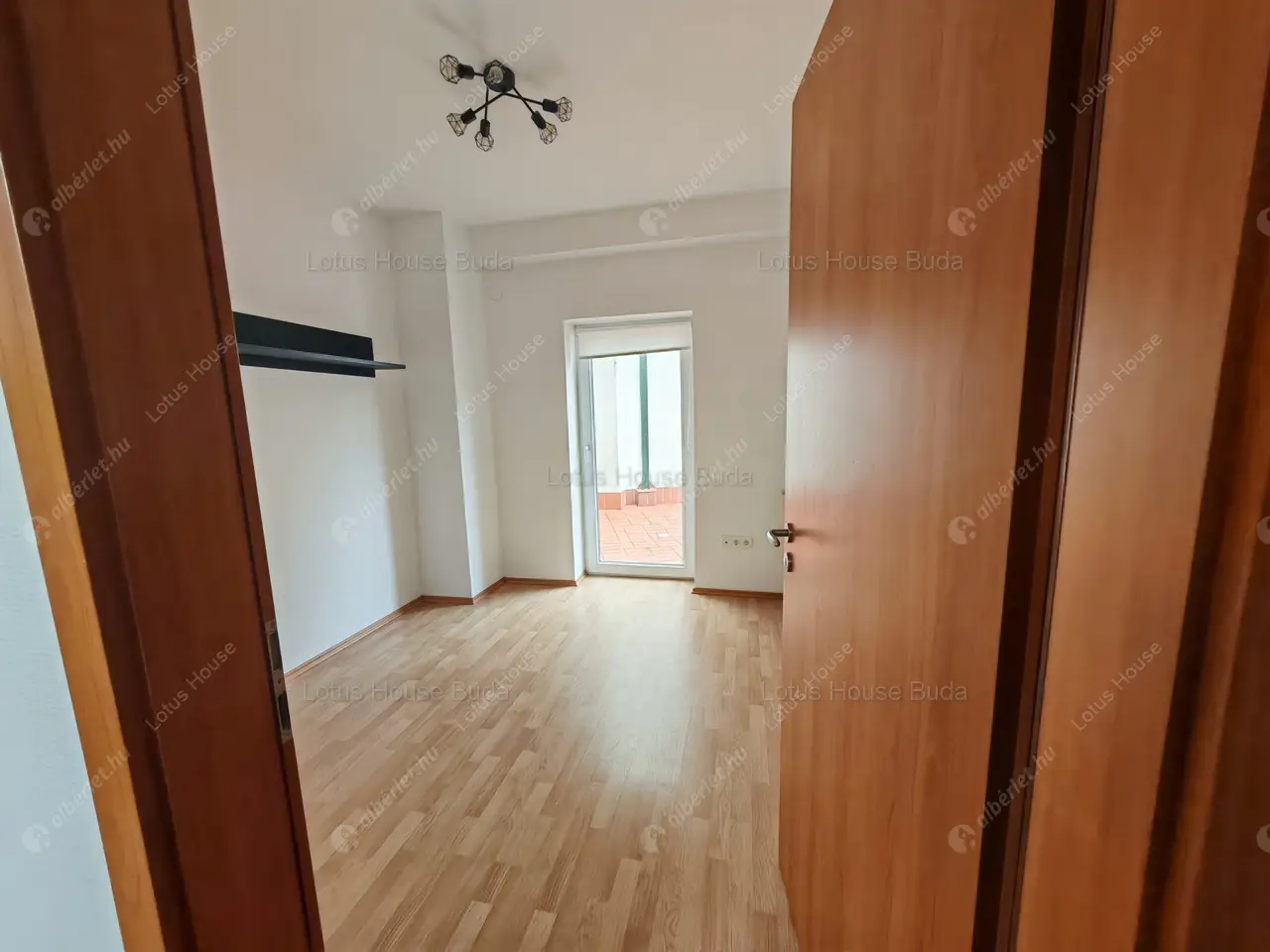 Kiadó albérlet 380000 Ft/hó áron: Budapest, XI. kerület  Naprózsa utca. Mérete: 65 nm, 2 szobás | Alberlet.hu - 6592231