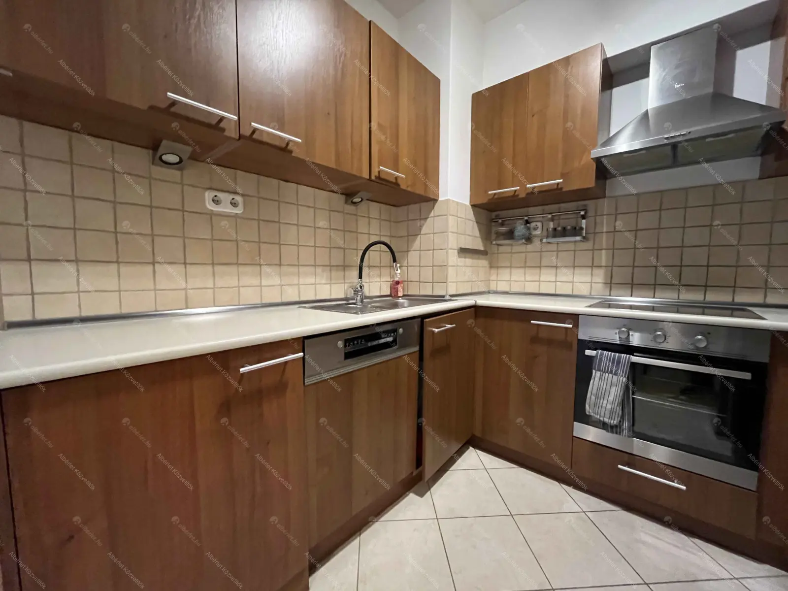 Kiadó albérlet 265000 Ft/hó áron: Budapest, XI. kerület  Ndorliget . Mérete: 57 nm, 2 szobás | Alberlet.hu - 6675700