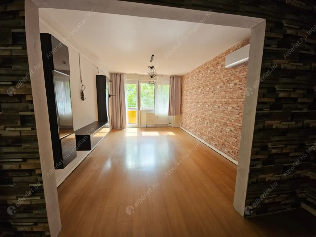 Kiadó albérlet 265000 Ft/hó áron: Budapest, XI. kerület  Neszmélyi út. Mérete: 55 nm, 2 szobás | Alberlet.hu - 6556236