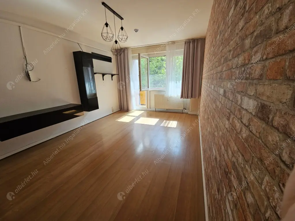 Kiadó albérlet 265000 Ft/hó áron: Budapest, XI. kerület  Neszmélyi út. Mérete: 55 nm, 2 szobás | Alberlet.hu - 6556240