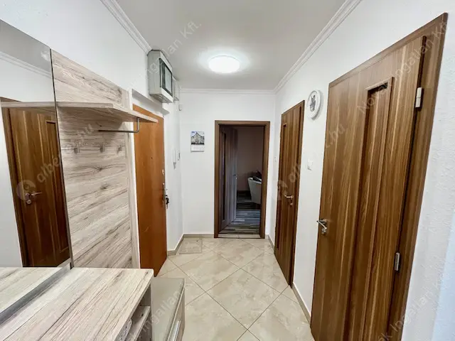 Kiadó albérlet 280000 Ft/hó áron: Budapest, XI. kerület  Neszmélyi út. Mérete: 55 nm, 3 szobás | Alberlet.hu - 6574359