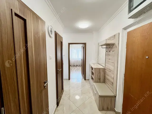 Kiadó albérlet 280000 Ft/hó áron: Budapest, XI. kerület  Neszmélyi út. Mérete: 55 nm, 3 szobás | Alberlet.hu - 6574360