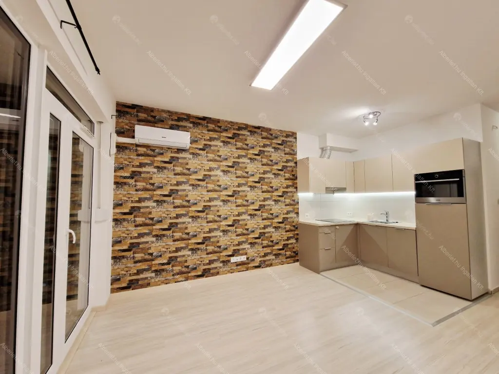 Kiadó albérlet 240000 Ft/hó áron: Budapest, XI. kerület  Pálinkás Antal utca. Mérete: 28 nm, 1 szobás | Alberlet.hu - 6679760