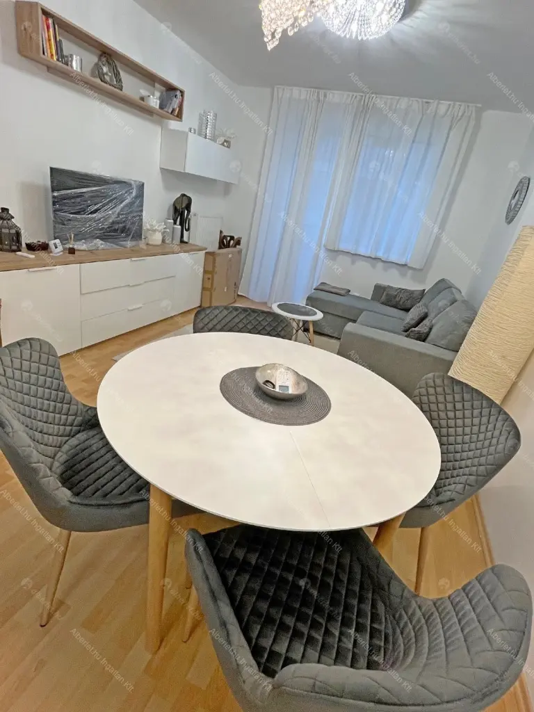 Kiadó albérlet 280000 Ft/hó áron: Budapest, XI. kerület  Péterhegyi út. Mérete: 43 nm, 2 szobás | Alberlet.hu - 6695297