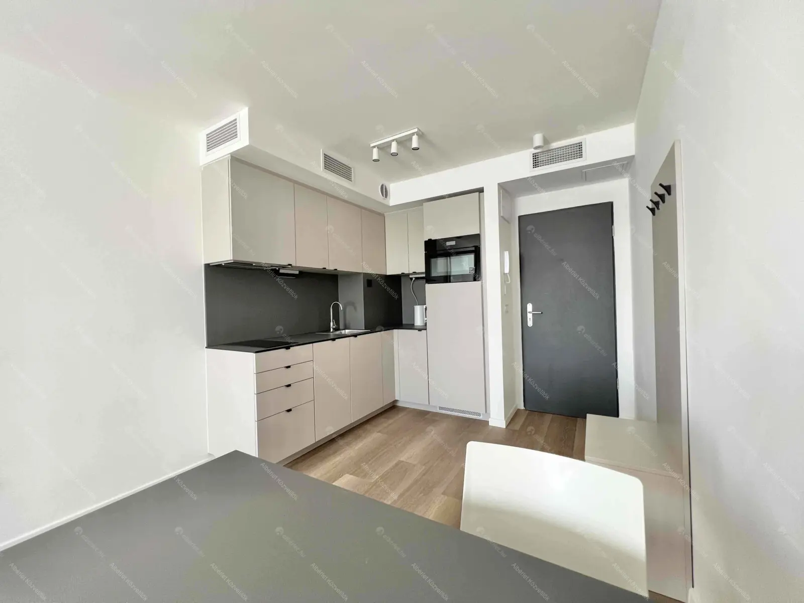 Kiadó albérlet 275000 Ft/hó áron: Budapest, XI. kerület  Prielle Kornélia utca. Mérete: 36 nm, 1 szobás | Alberlet.hu - 6695933