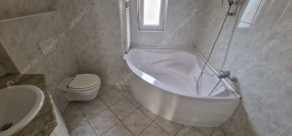 Kiadó albérlet 440000 Ft/hó áron: Budapest, XI. kerület  Rahó utca. Mérete: 75 nm, 3 szobás | Alberlet.hu - 6592590