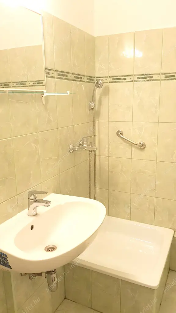 Kiadó albérlet 260000 Ft/hó áron: Budapest, XI. kerület  Regős utca. Mérete: 54 nm, 2 szobás | Alberlet.hu - 6560449