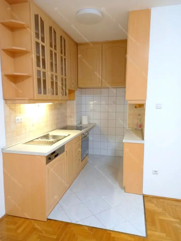 Kiadó albérlet 280000 Ft/hó áron: Budapest, XI. kerület  Rétköz utca. Mérete: 42 nm, 1 szobás | Alberlet.hu - 6703561