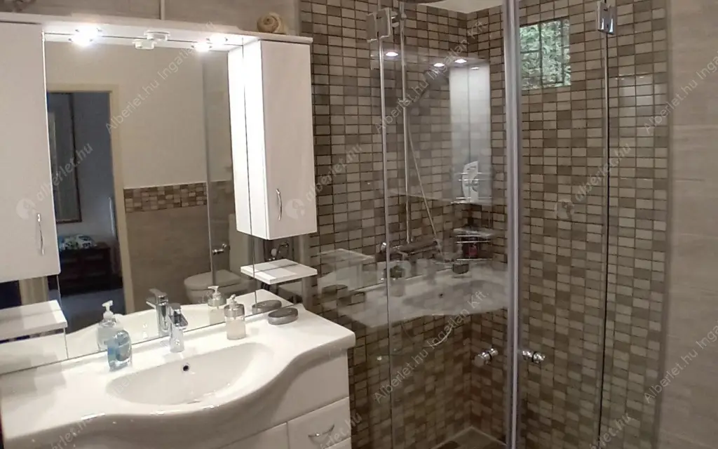 Kiadó albérlet 300000 Ft/hó áron: Budapest, XI. kerület  Rezeda utca. Mérete: 59 nm, 2 szobás | Alberlet.hu - 6518444