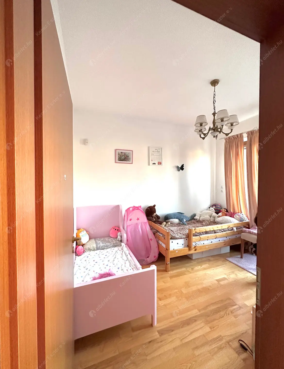 Kiadó albérlet 690000 Ft/hó áron: Budapest, XI. kerület  Rupphegyi út. Mérete: 114 nm, 4 szobás | Alberlet.hu - 6470826