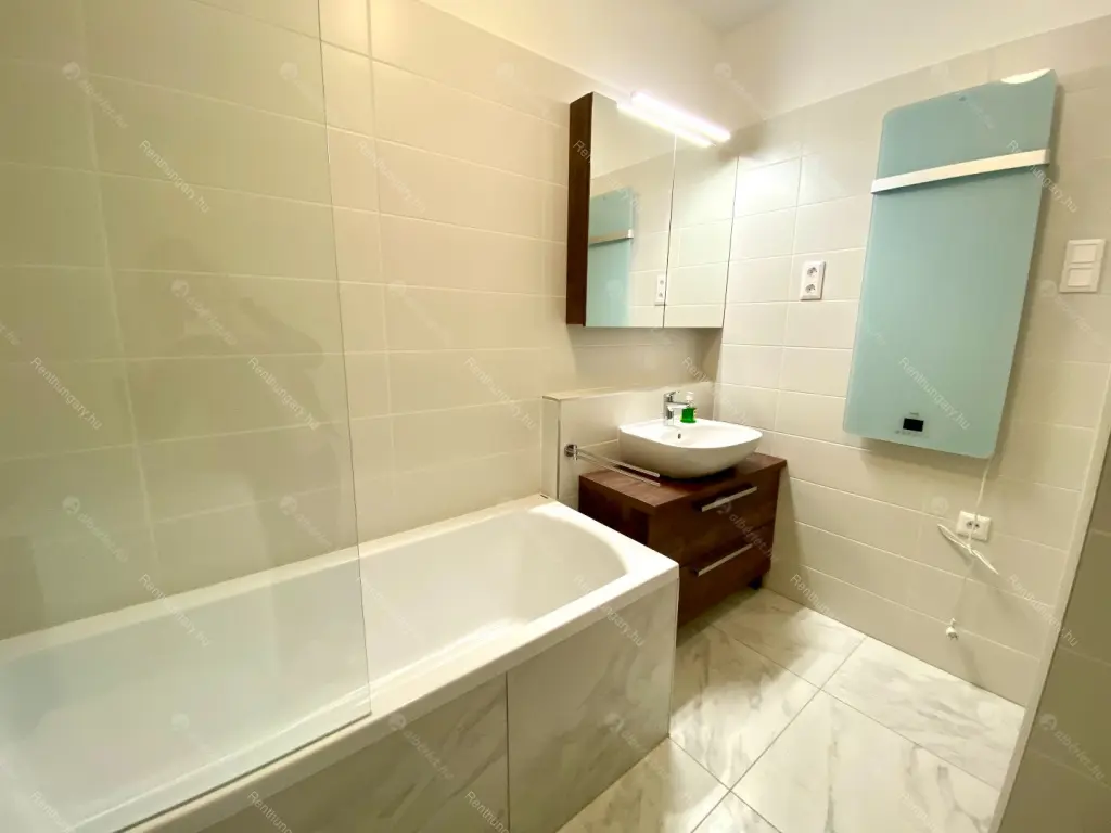 Kiadó albérlet 340000 Ft/hó áron: Budapest, XI. kerület  Rupphegyi út. Mérete: 50 nm, 2 szobás | Alberlet.hu - 6706278