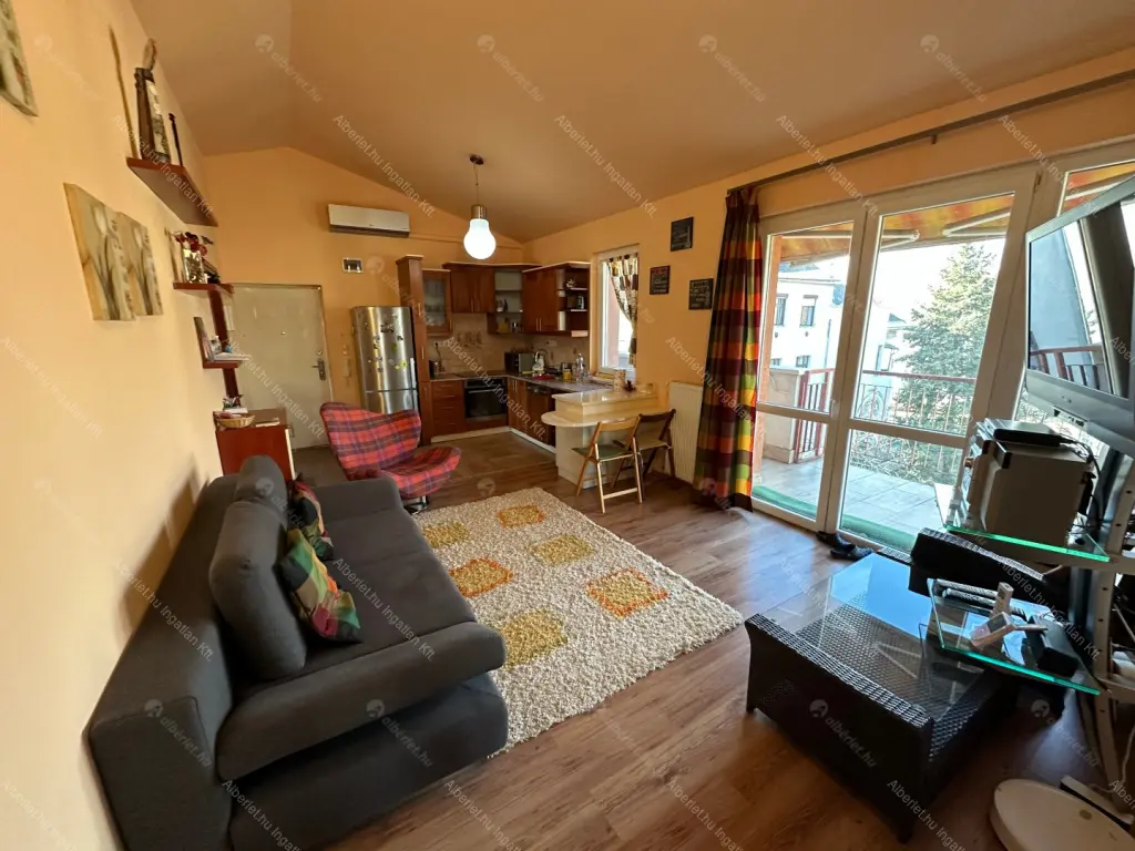 Kiadó albérlet 295000 Ft/hó áron: Budapest, XI. kerület  Sárbogárdi út. Mérete: 64 nm, 3 szobás | Alberlet.hu - 6674417