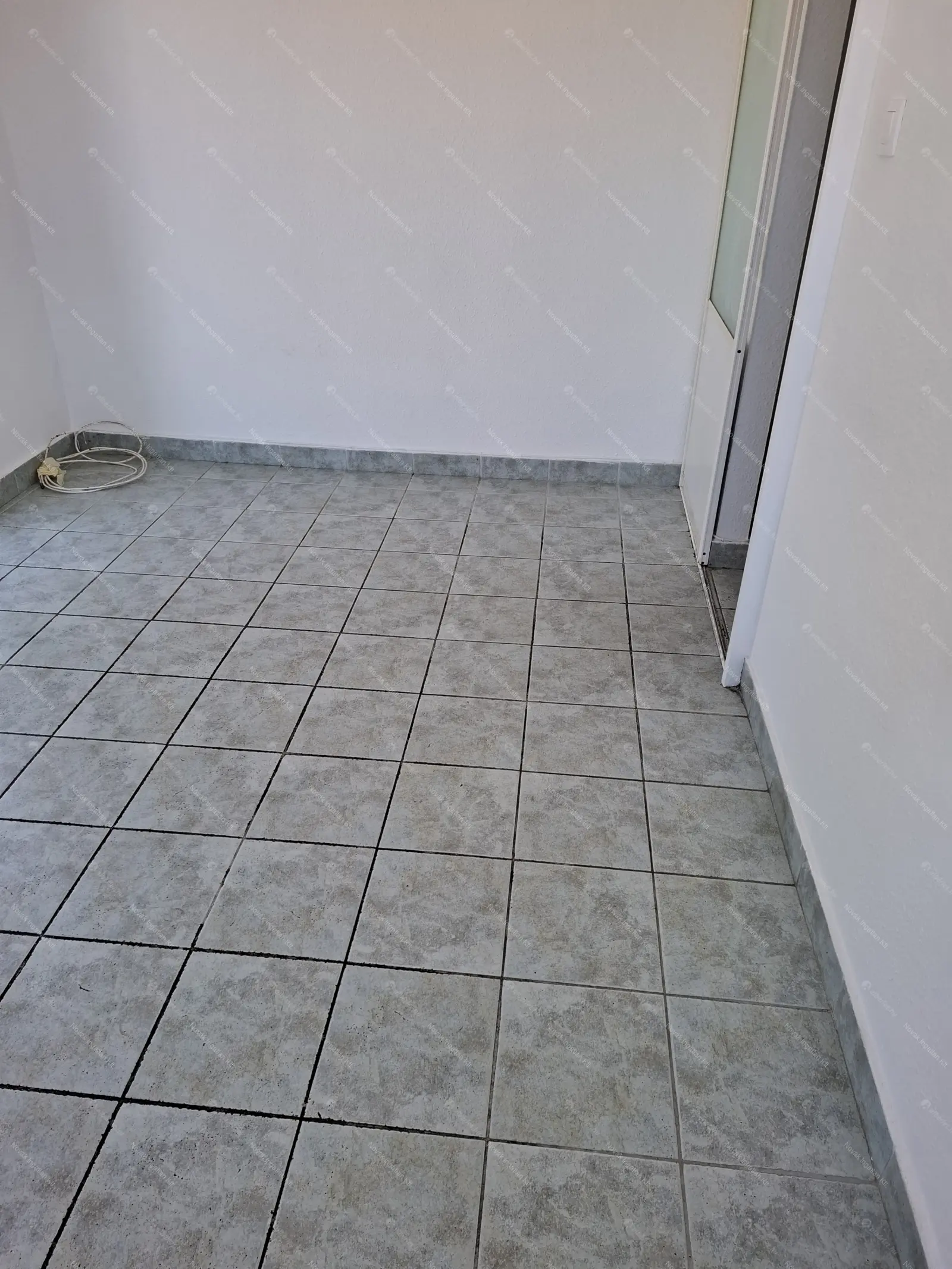 Kiadó albérlet 230000 Ft/hó áron: Budapest, XI. kerület  SASADI  KÖZ . Mérete: 42 nm, 1 szobás | Alberlet.hu - 6696558