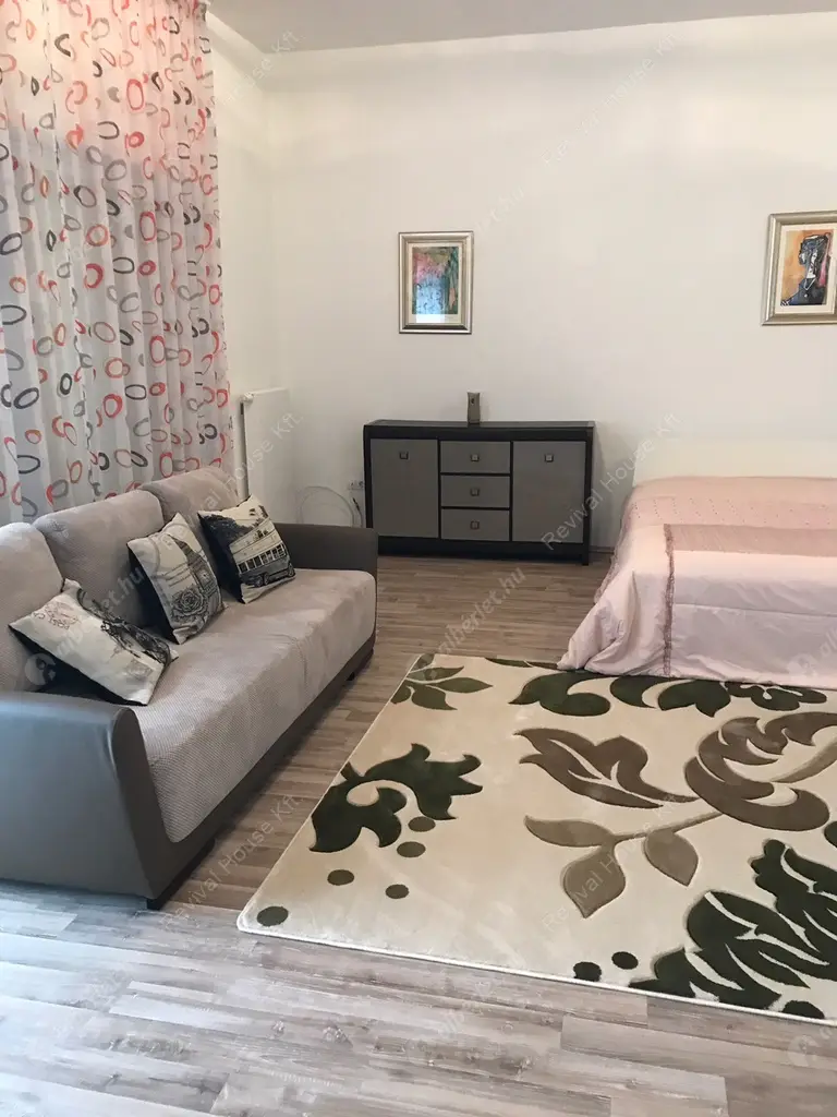 Kiadó albérlet 1000000 Ft/hó áron: Budapest, XI. kerület  Sasadi út. Mérete: 400 nm, 5 szobás | Alberlet.hu - 4717899