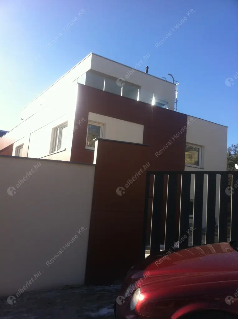 Kiadó albérlet 1000000 Ft/hó áron: Budapest, XI. kerület  Sasadi út. Mérete: 400 nm, 5 szobás | Alberlet.hu - 4717904