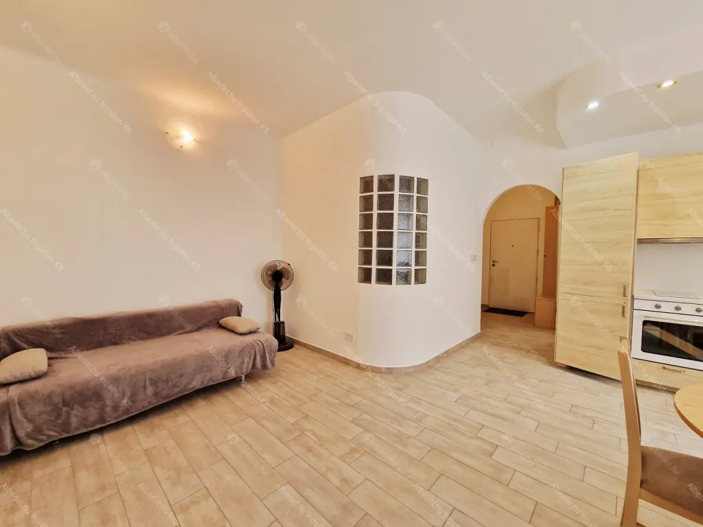 Kiadó albérlet 290000 Ft/hó áron: Budapest, XI. kerület  Somogyi út. Mérete: 45 nm, 1 szobás | Alberlet.hu - 6688849