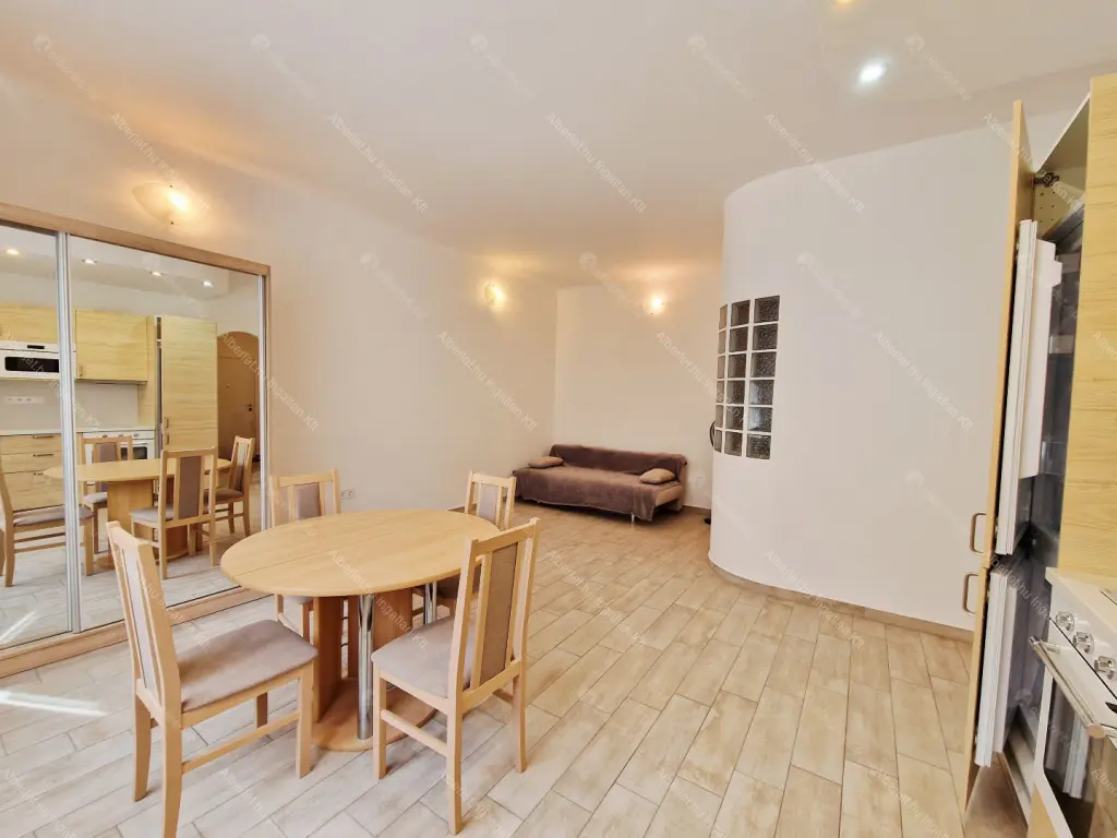 Kiadó albérlet 290000 Ft/hó áron: Budapest, XI. kerület  Somogyi út. Mérete: 45 nm, 1 szobás | Alberlet.hu - 6688853