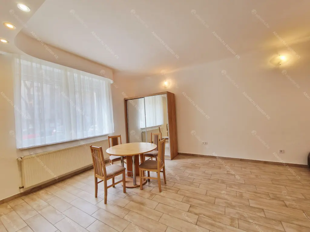 Kiadó albérlet 290000 Ft/hó áron: Budapest, XI. kerület  Somogyi út. Mérete: 45 nm, 1 szobás | Alberlet.hu - 6688856