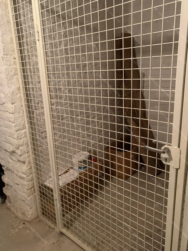 Kiadó albérlet 290000 Ft/hó áron: Budapest, XI. kerület  Somogyi út. Mérete: 45 nm, 1 szobás | Alberlet.hu - 6688872