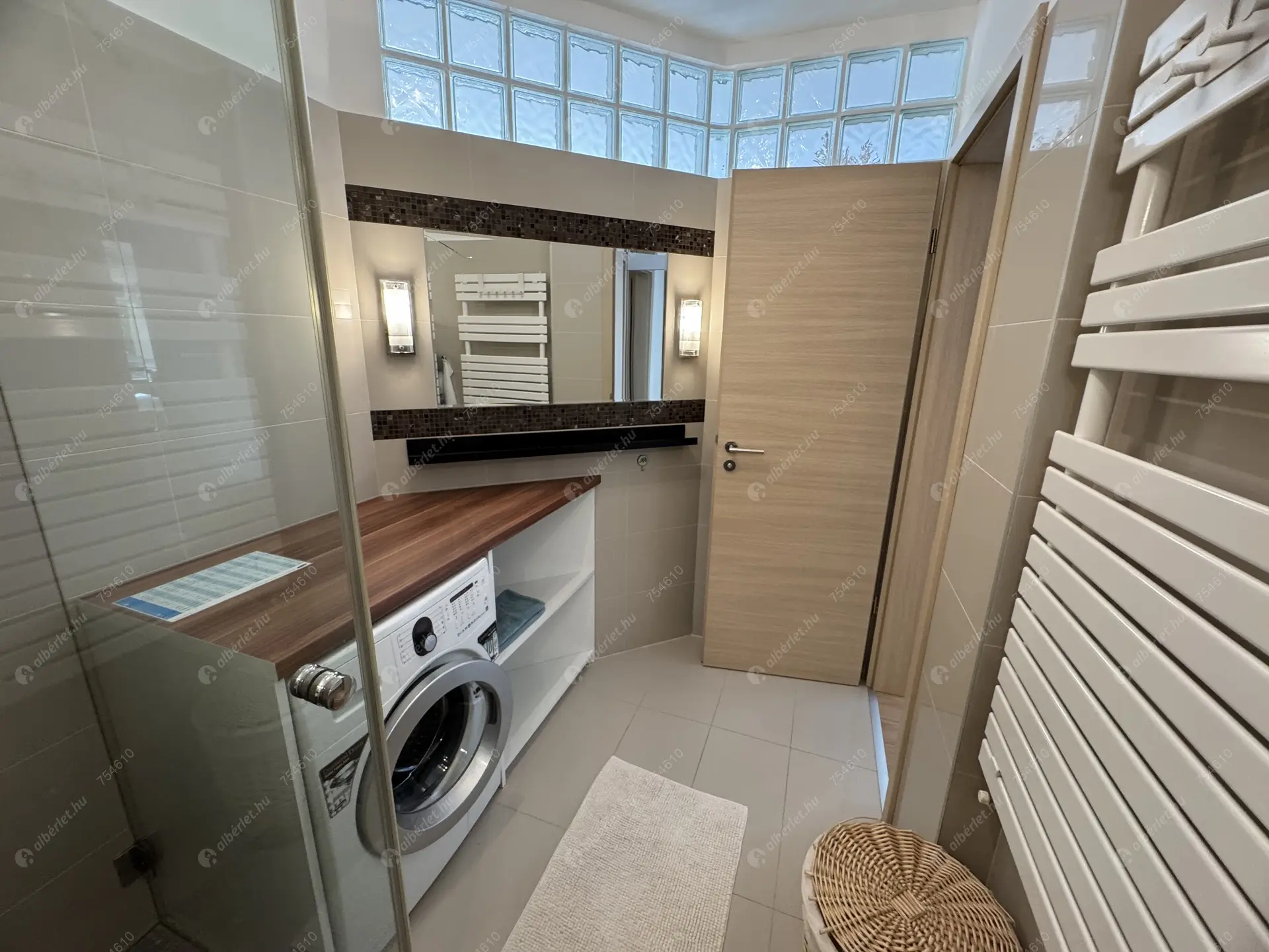 Kiadó albérlet 290000 Ft/hó áron: Budapest, XI. kerület  Sopron út. Mérete: 55 nm, 2 szobás | Alberlet.hu - 6356409