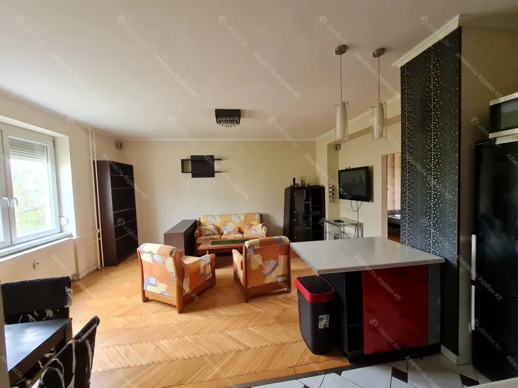 Kiadó albérlet 270000 Ft/hó áron: Budapest, XI. kerület  Szerémi sor. Mérete: 58 nm, 2 szobás | Alberlet.hu - 6700189