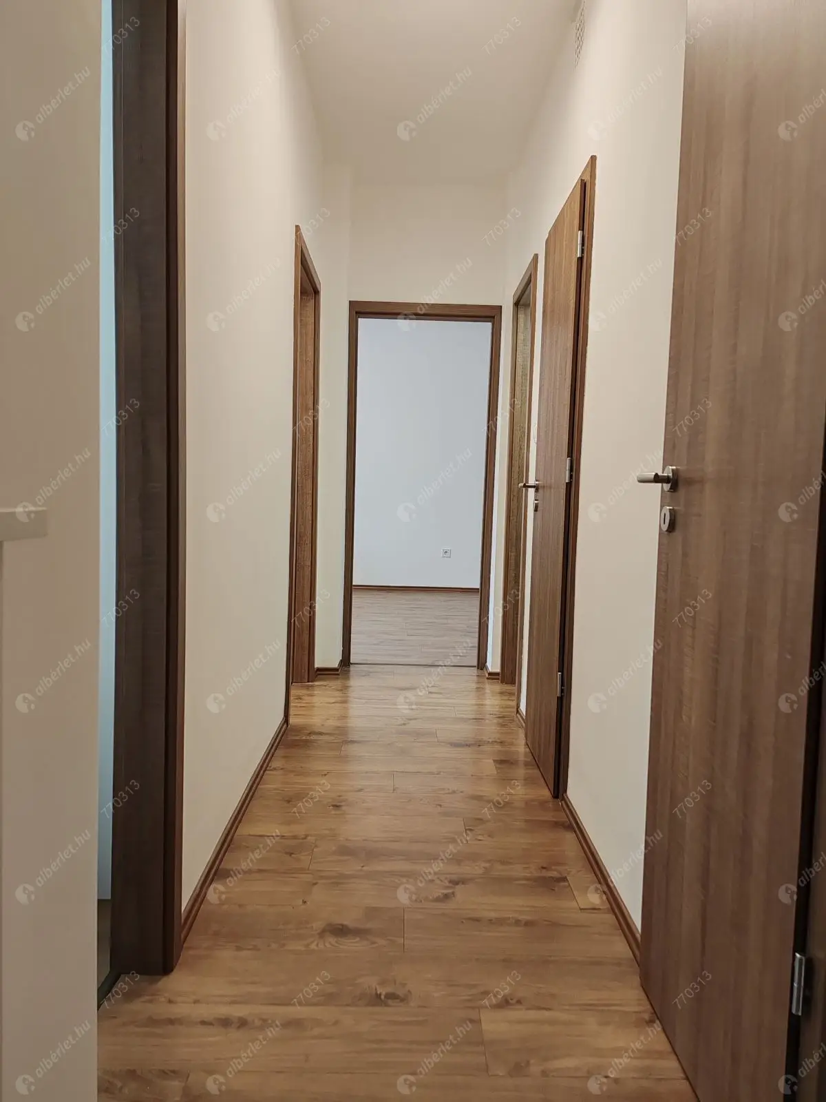 Kiadó albérlet 260000 Ft/hó áron: Budapest, XI. kerület  Szerémi út. Mérete: 44 nm, 1 szobás | Alberlet.hu - 6570391