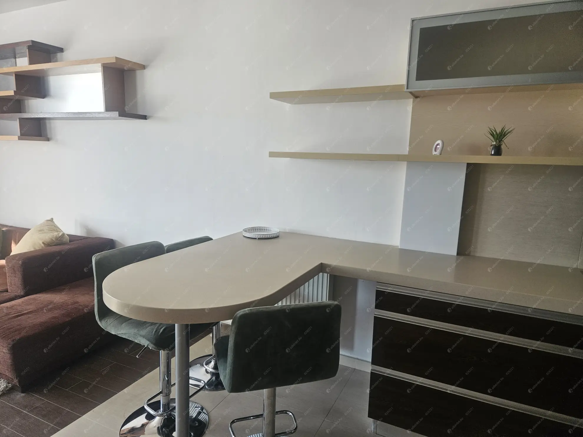 Kiadó albérlet 280000 Ft/hó áron: Budapest, XI. kerület  Szerémi út. Mérete: 51 nm, 2 szobás | Alberlet.hu - 6569309