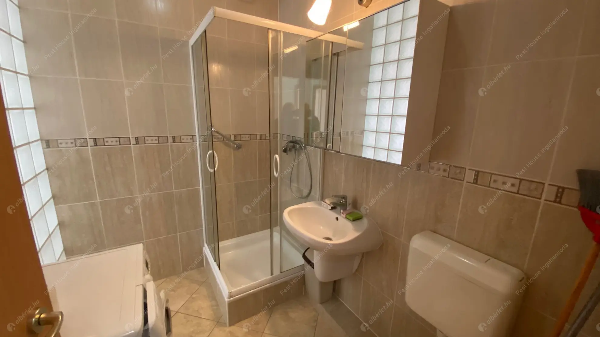 Kiadó albérlet 250000 Ft/hó áron: Budapest, XI. kerület  Szerémi út. Mérete: 55 nm, 2 szobás | Alberlet.hu - 6604130