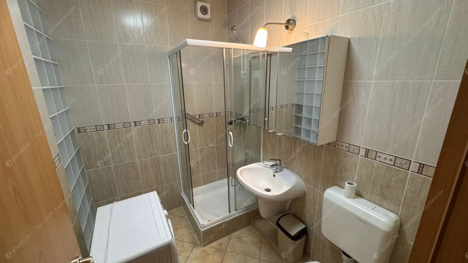 Kiadó albérlet 250000 Ft/hó áron: Budapest, XI. kerület  Szerémi út. Mérete: 55 nm, 2 szobás | Alberlet.hu - 6604140