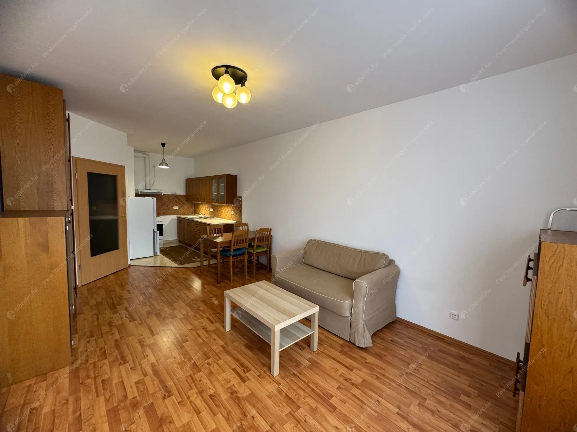 Kiadó albérlet 250000 Ft/hó áron: Budapest, XI. kerület  Szerémi út. Mérete: 55 nm, 2 szobás | Alberlet.hu - 6604152