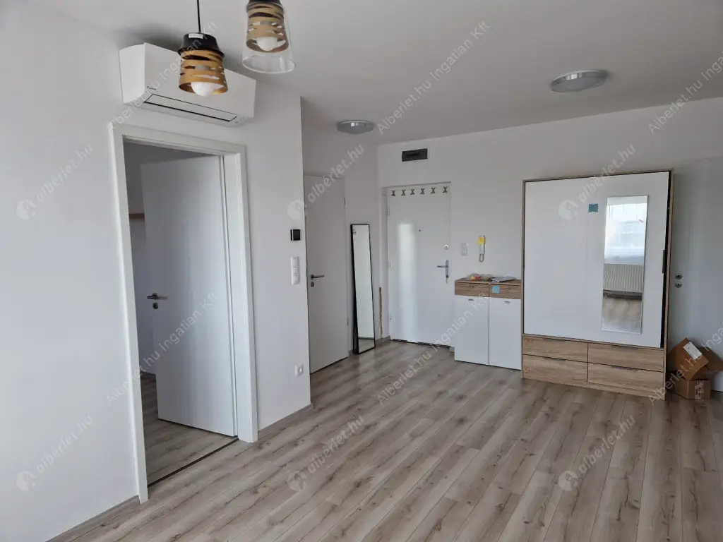 Kiadó albérlet 240000 Ft/hó áron: Budapest, XI. kerület  Szerenád utca. Mérete: 42 nm, 1 szobás | Alberlet.hu - 6585026