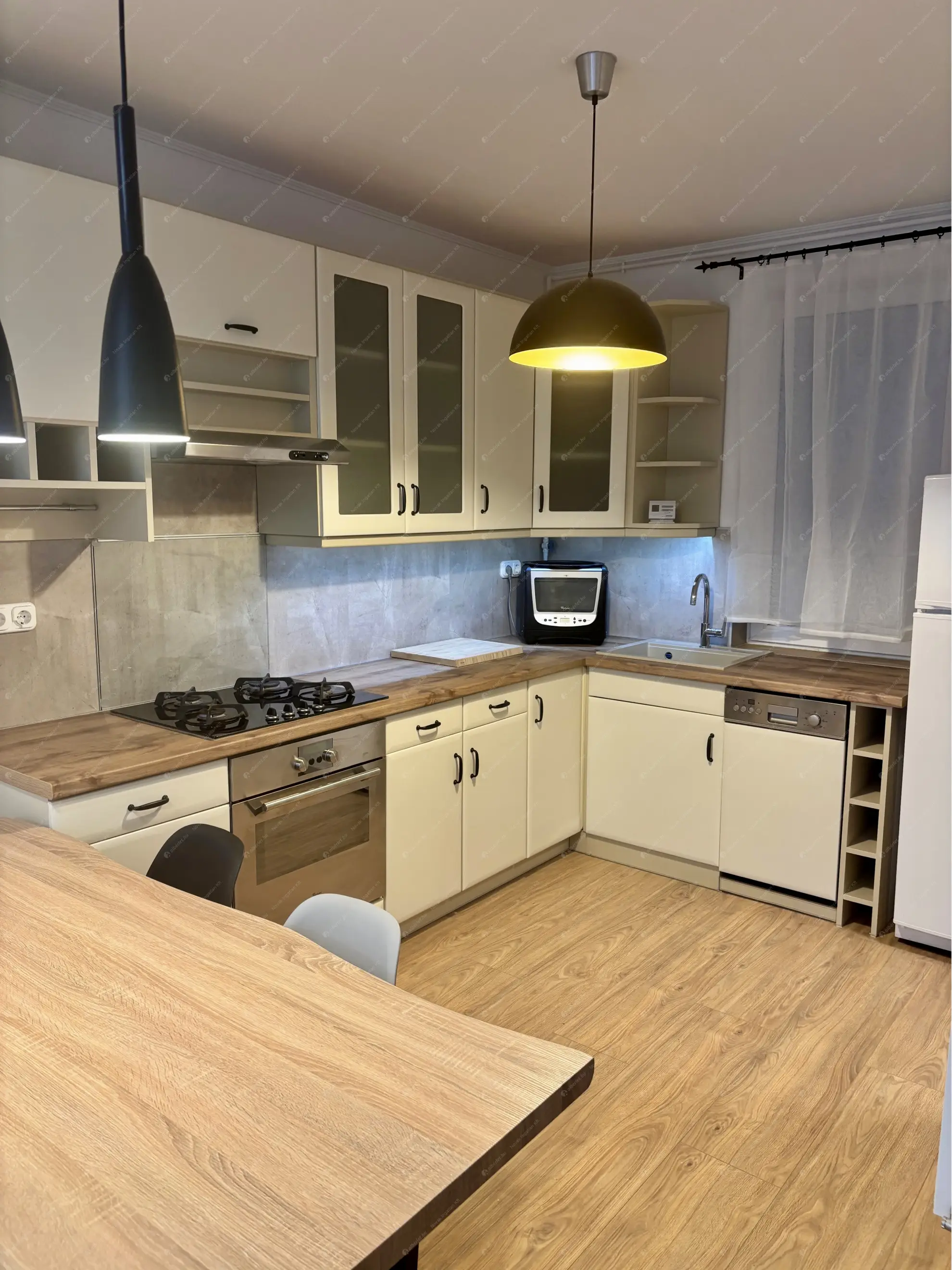 Kiadó albérlet 330000 Ft/hó áron: Budapest, XI. kerület  Sztregova utca. Mérete: 50 nm, 2 szobás | Alberlet.hu - 6570242