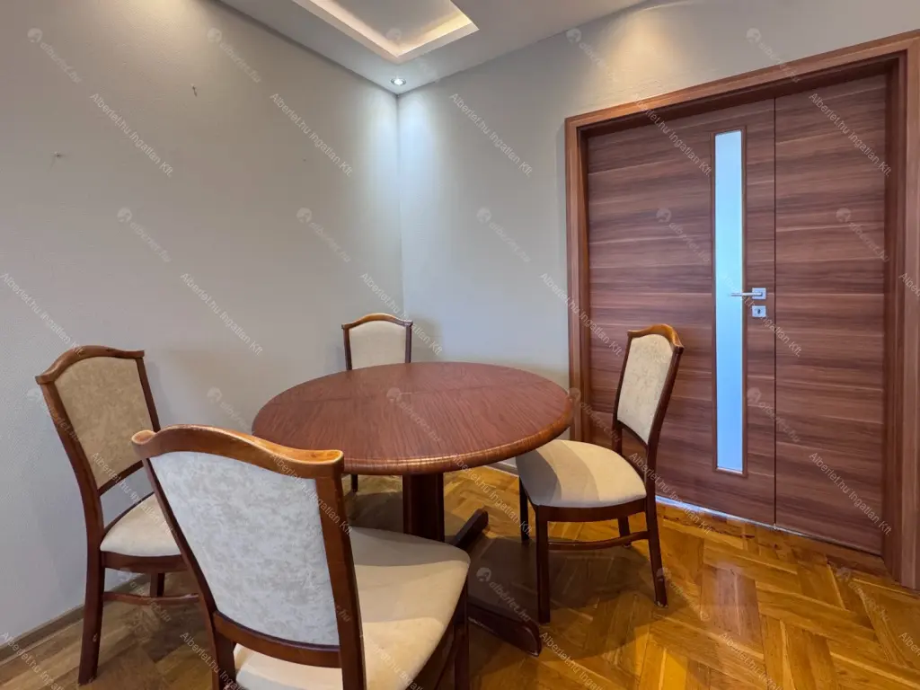 Kiadó albérlet 310000 Ft/hó áron: Budapest, XI. kerület  Tétényi út. Mérete: 68 nm, 3 szobás | Alberlet.hu - 6683714