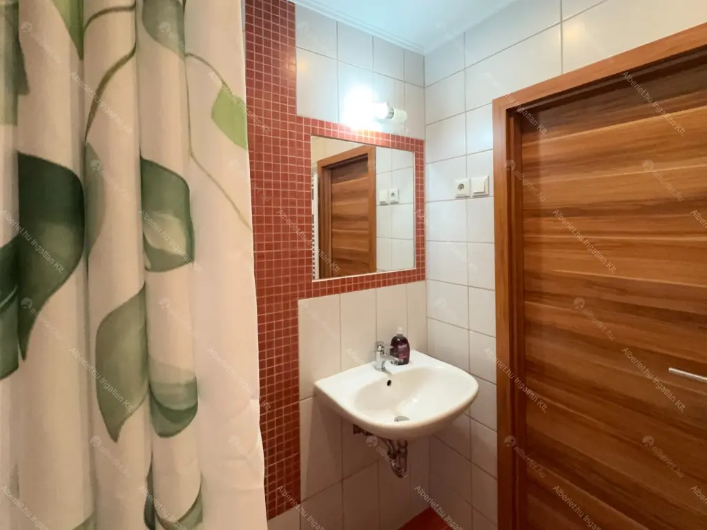 Kiadó albérlet 310000 Ft/hó áron: Budapest, XI. kerület  Tétényi út. Mérete: 68 nm, 3 szobás | Alberlet.hu - 6683724