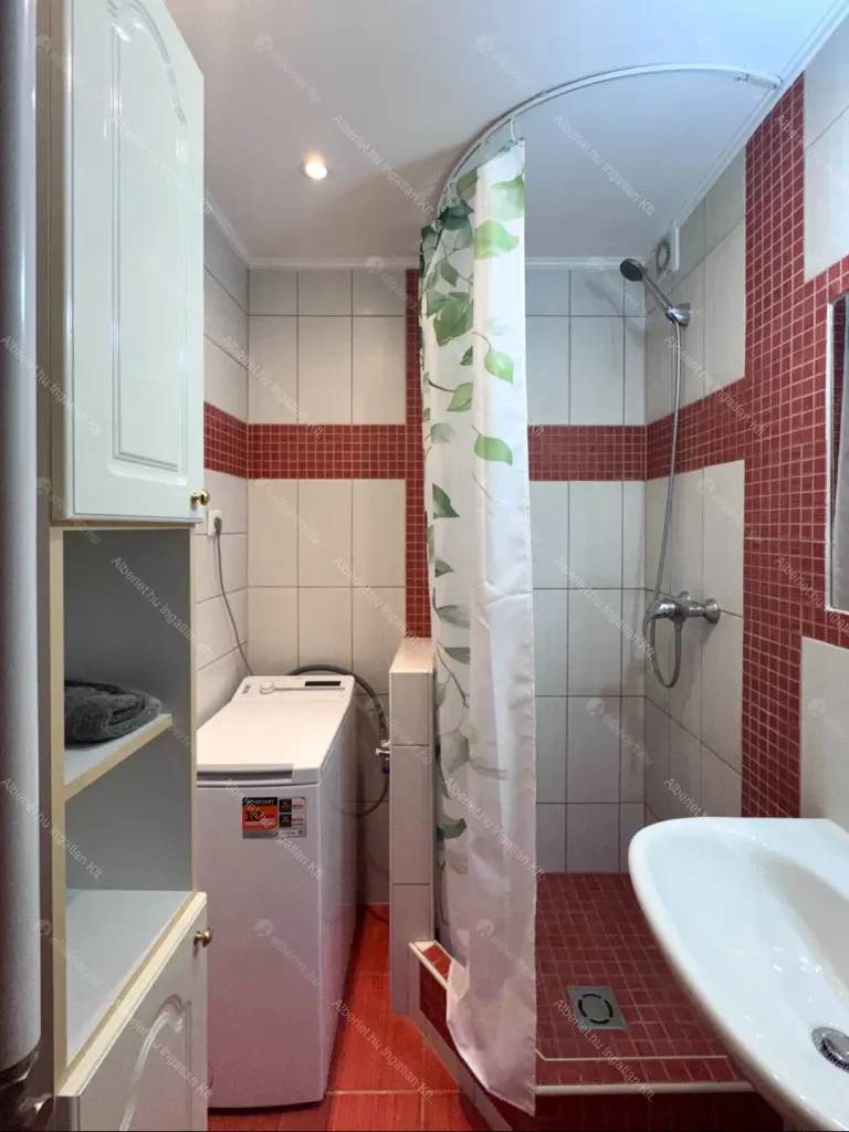 Kiadó albérlet 310000 Ft/hó áron: Budapest, XI. kerület  Tétényi út. Mérete: 68 nm, 3 szobás | Alberlet.hu - 6683725