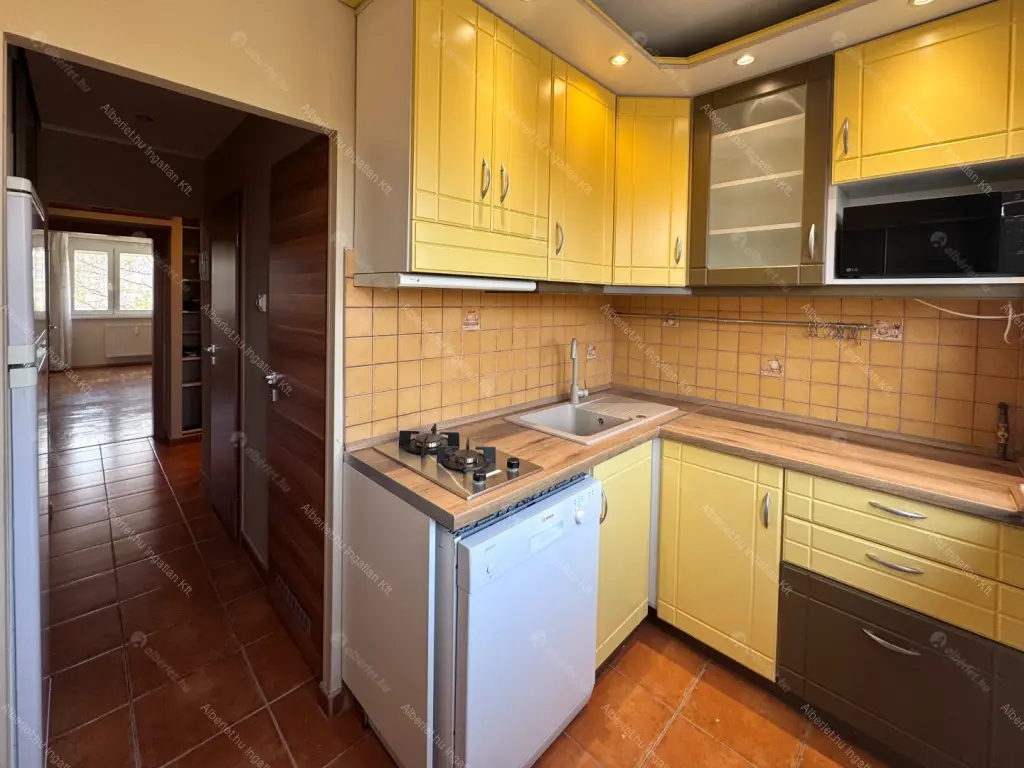 Kiadó albérlet 310000 Ft/hó áron: Budapest, XI. kerület  Tétényi út. Mérete: 68 nm, 3 szobás | Alberlet.hu - 6683729