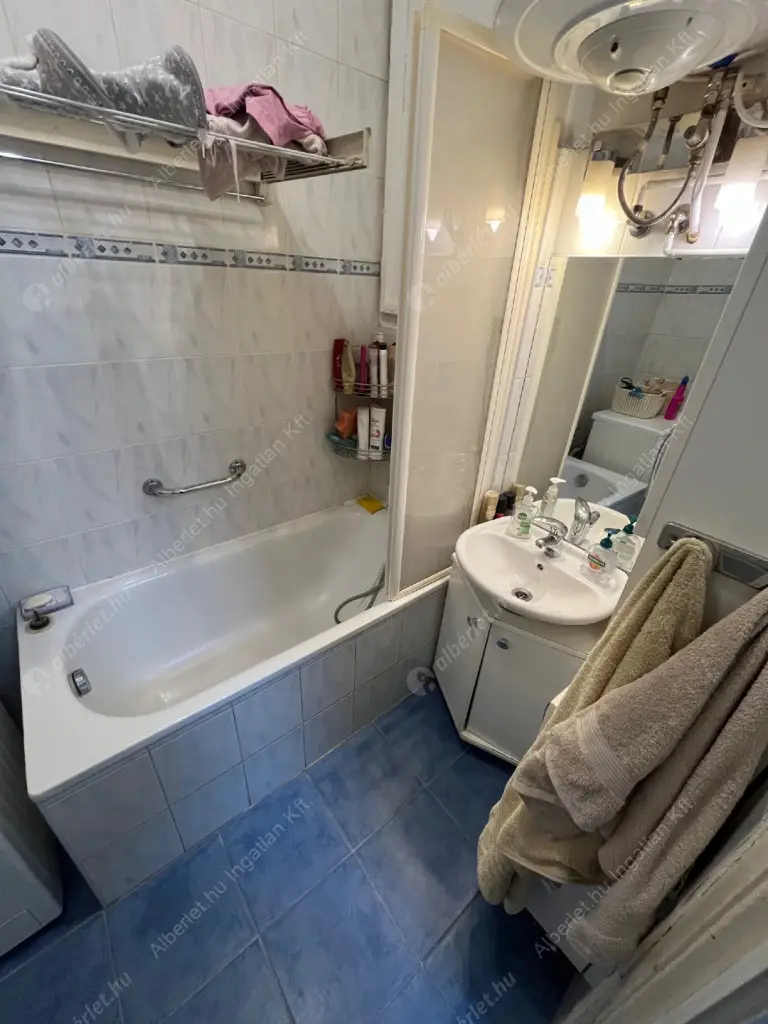 Kiadó albérlet 260000 Ft/hó áron: Budapest, XI. kerület  Thallóczy Lajos utca. Mérete: 51 nm, 1 szobás | Alberlet.hu - 6530493
