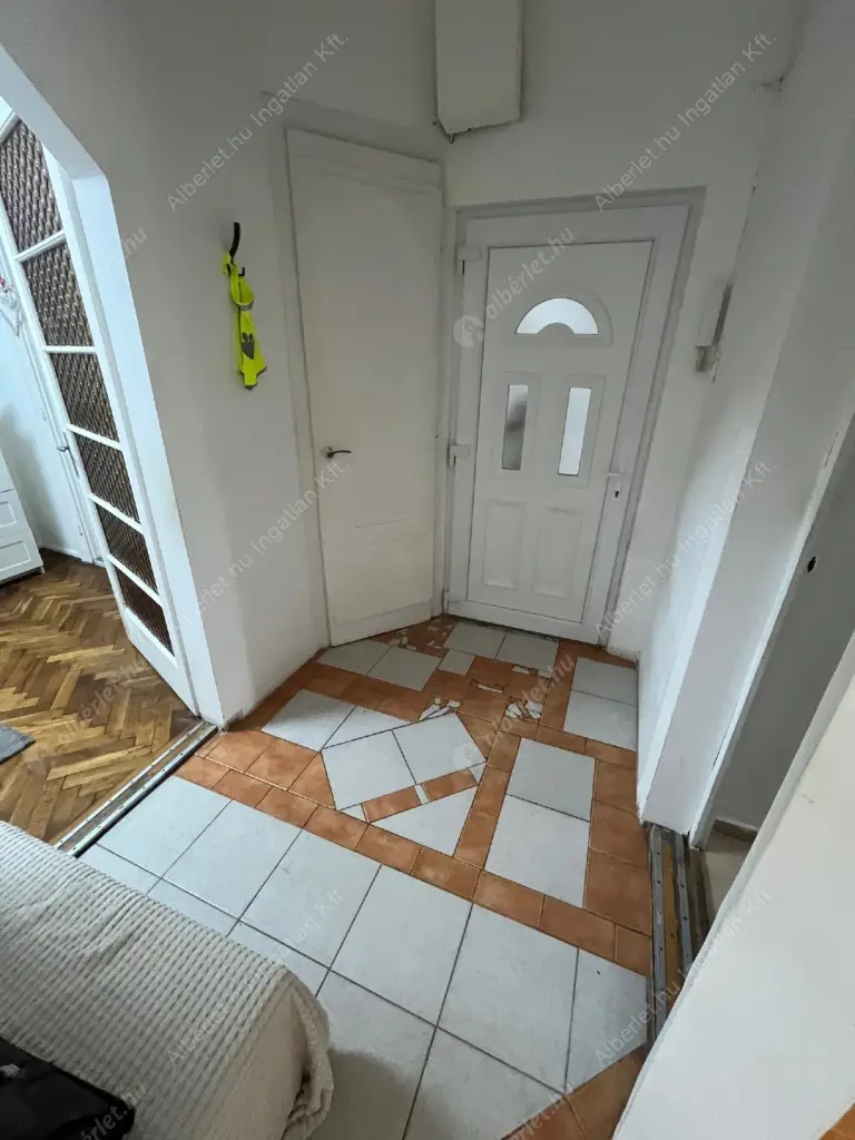 Kiadó albérlet 260000 Ft/hó áron: Budapest, XI. kerület  Thallóczy Lajos utca. Mérete: 51 nm, 1 szobás | Alberlet.hu - 6530495