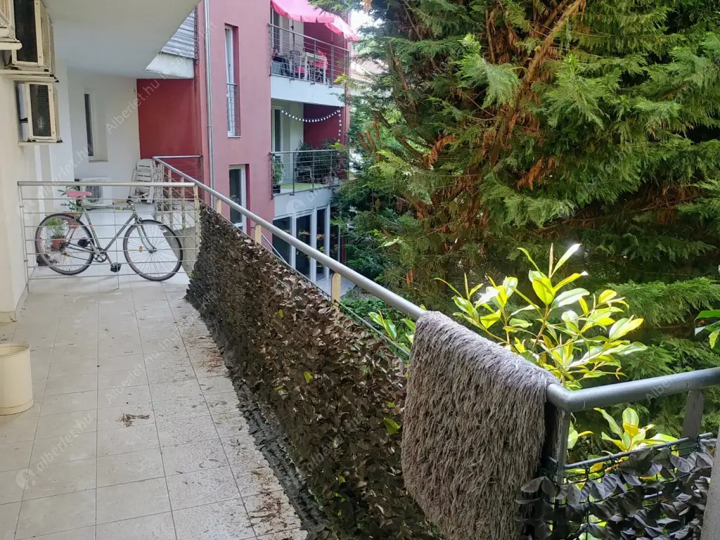 Kiadó albérlet 700000 Ft/hó áron: Budapest, XI. kerület  Újházy utca. Mérete: 90 nm, 3 szobás | Alberlet.hu - 6551077