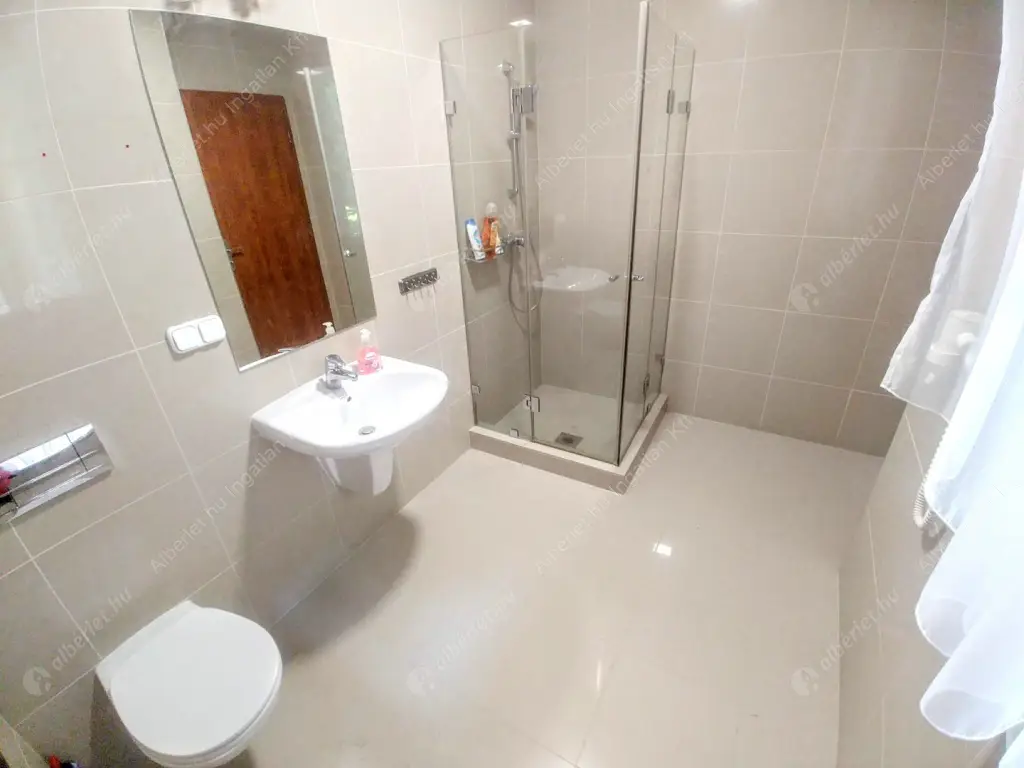 Kiadó albérlet 700000 Ft/hó áron: Budapest, XI. kerület  Újházy utca. Mérete: 90 nm, 3 szobás | Alberlet.hu - 6551079