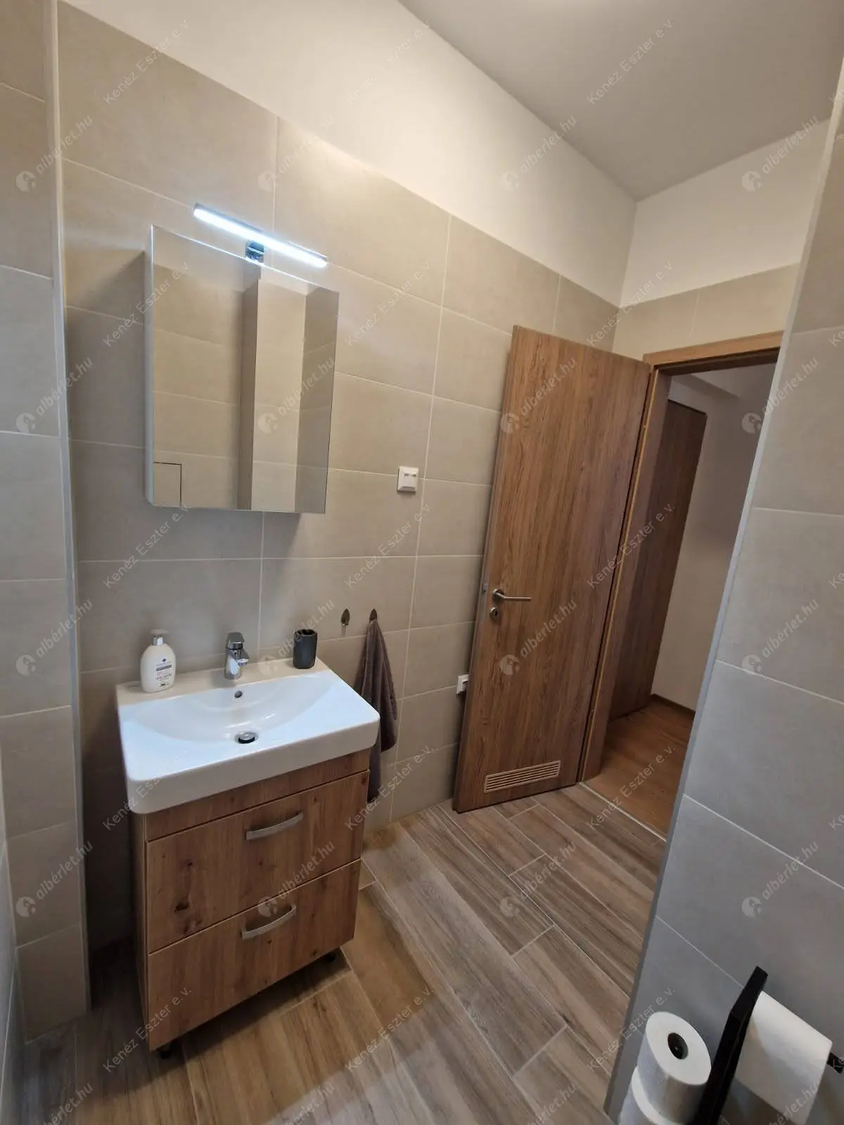 Kiadó albérlet 350000 Ft/hó áron: Budapest, XI. kerület  Vahot utca. Mérete: 51 nm, 2 szobás | Alberlet.hu - 6553556